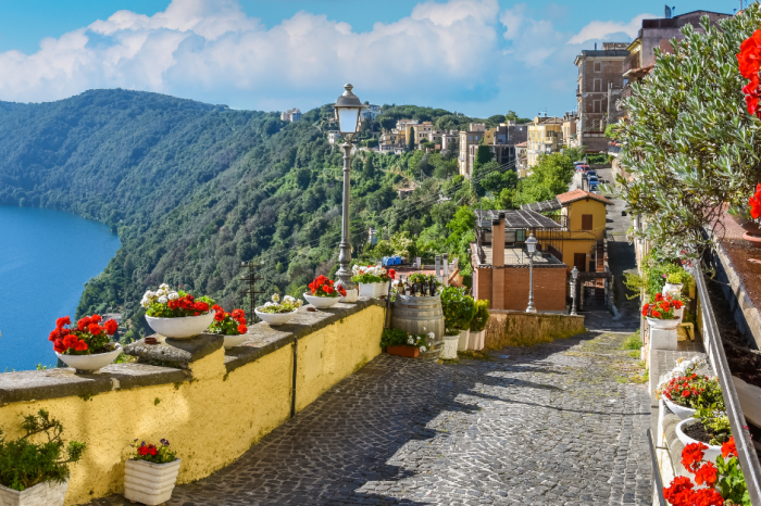 TOUR SULLE ORME DEI PAPI 08-13 APRILE 2026